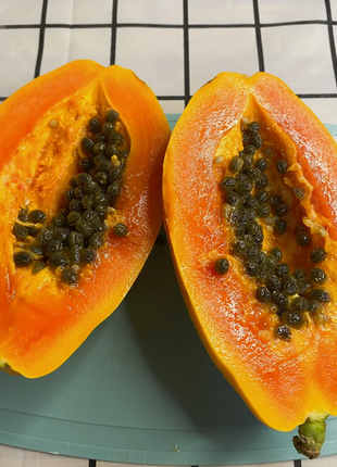 Golden Creamy Papaya Seeds