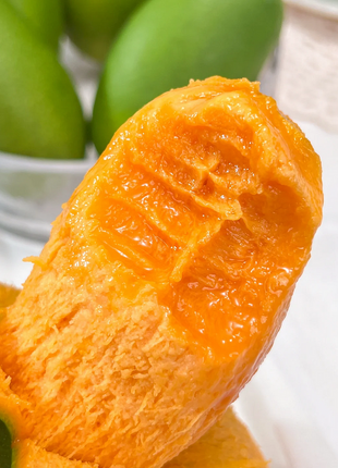 Super Sweet 🥭 Organic Giant Mango Seeds